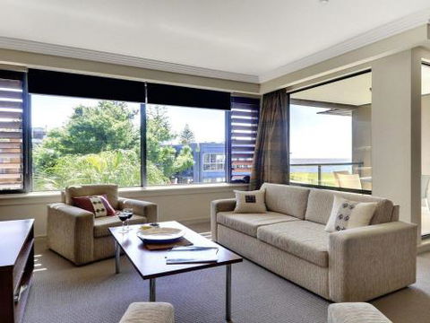 Anchorage AtHarbourside Magnificent Views - Hervey Bay Accommodation 5