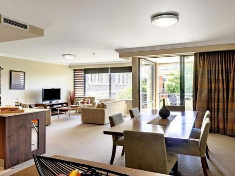 Anchorage AtHarbourside Magnificent Views - Hervey Bay Accommodation 4