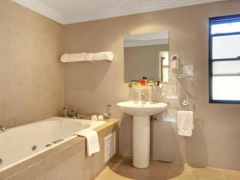 Anchorage AtHarbourside Magnificent Views - Hervey Bay Accommodation 1