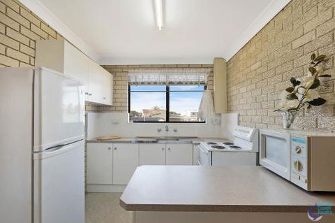 Apollo Unit 30 - Hervey Bay Accommodation 0