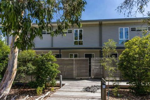 COASTAL SOUL VILLA At BROADBEACH - Hervey Bay Accommodation 1