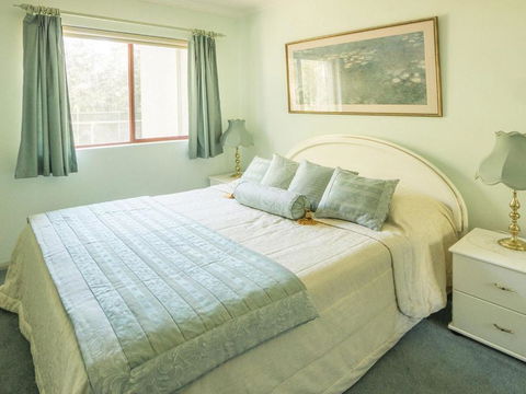 Mitchell 5 / 1A Fathoms - Hervey Bay Accommodation 2