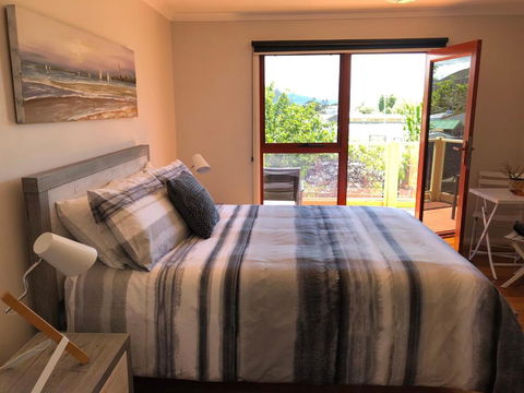 Bicheno Getaway - Hervey Bay Accommodation 2