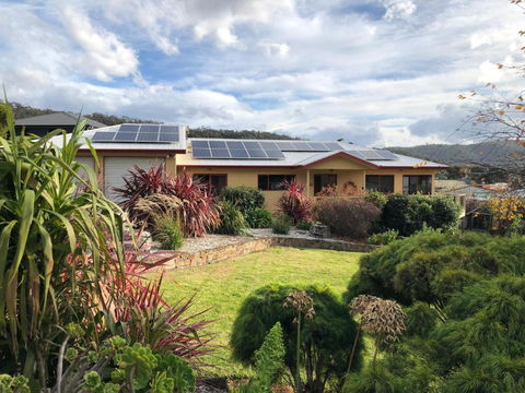 Bicheno Getaway - Hervey Bay Accommodation 5