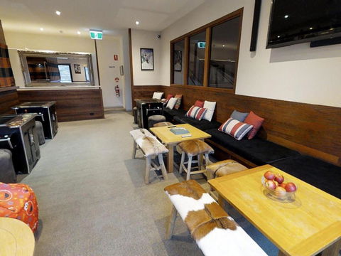 Apartment 5 The Stables Perisher - Tourism Hervey Bay 2
