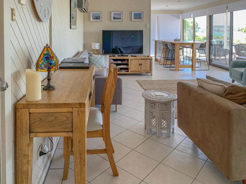 No. 10 Coffin Bay - Tourism Hervey Bay 4