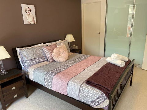 ARENA RESORT STYLE EXEC FREE NETFLIX WIFI WINE - Hervey Bay Accommodation 4
