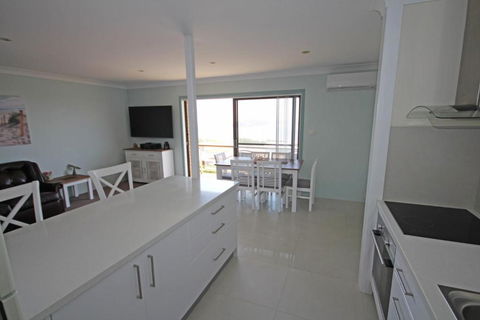 Beacon Heights Coffs Jetty - Hervey Bay Accommodation 6