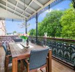 Grand  Central on George Unique Opulent - Hervey Bay Accommodation