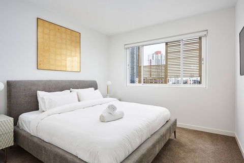 Luxurious 2bed 2bath APT With Parking@southport - Hervey Bay Accommodation 1