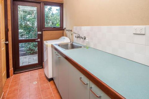 Ultramarine - Hervey Bay Accommodation 4