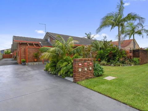 A Villa On 7th - Tourism Hervey Bay 0