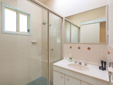 Mystery Bay Retreat - Hervey Bay Accommodation 5
