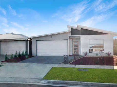 Brand New Home 10 Mins To Beach Torquay Geelong Deakin Hospitals - Hervey Bay Accommodation 0