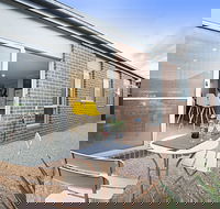 BOUTIQUE STAYS - Carinya - Hervey Bay Accommodation