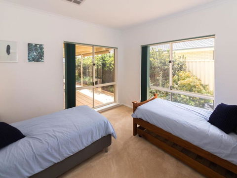 Beachside At Normanville 7 Ronald Street - Hervey Bay Accommodation 3