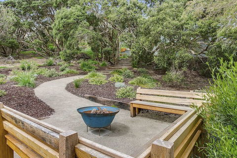 Lansdowne Villa - Tourism Hervey Bay 7