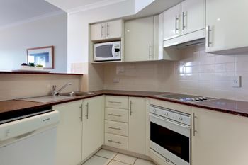 Barrington 709 / 35 45 Shoal Bay Road - Hervey Bay Accommodation 4