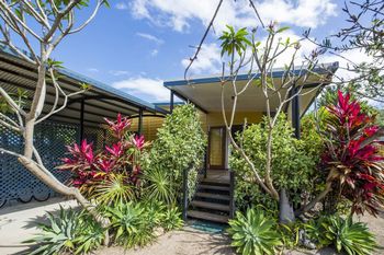 Breezy - Hervey Bay Accommodation 0