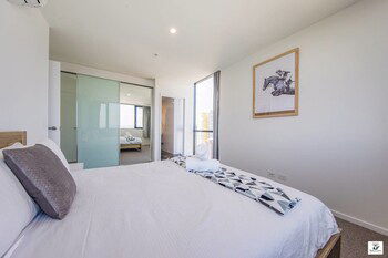 Gold Coast Broadbeach Holiday 2bed2bath Walk To Beach+parking Qbr004 - Hervey Bay Accommodation 4