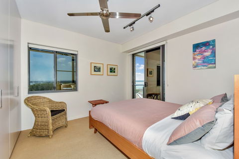 Darwin Waterfront Short Stay Apartments - Hervey Bay Accommodation 4