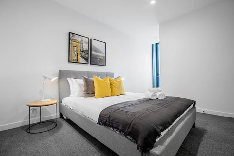 Designer 2 Bedroom Apartment In Parkville - Hervey Bay Accommodation 5