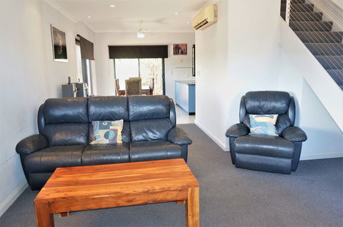 Ningaloo Breeze Villa 6 - Tourism Hervey Bay 6