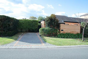 Azalea Villa - Tourism Hervey Bay 2