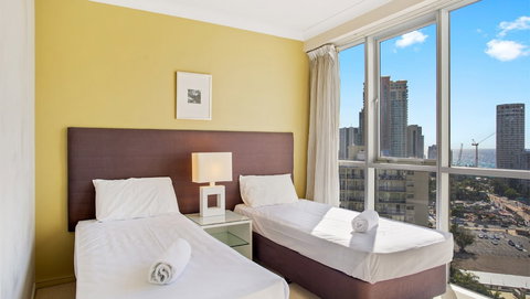 Holiday Holiday Chevron Renaissance - Hervey Bay Accommodation 0