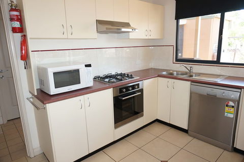 Ningaloo Breeze Villa 5 - Tourism Hervey Bay 4