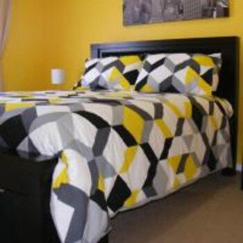 Numurkah Self Contained Apartments - Tourism Hervey Bay 2