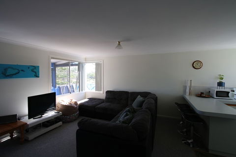 The Beach House Ledge Point - Hervey Bay Accommodation 2
