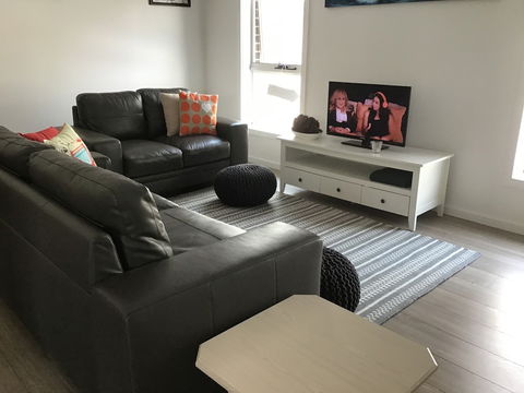 Discover Beach Retreat - Tourism Hervey Bay 2