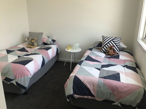 Discover Beach Retreat - Tourism Hervey Bay 1