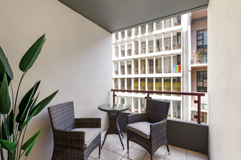 Modern 1 Bdrm In Vibrant Darlinghurst - PEL - Hervey Bay Accommodation 6