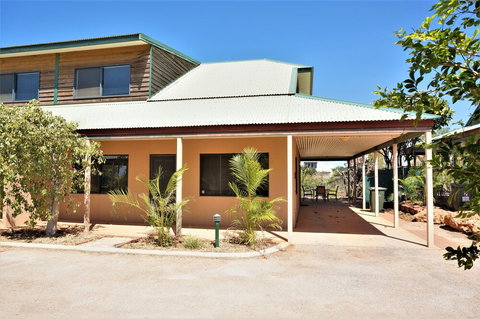 Ningaloo Breeze Villa 3 - Hervey Bay Accommodation 5