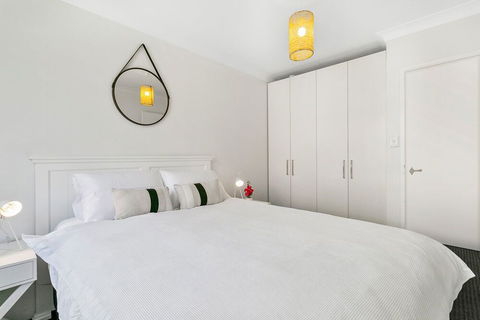 Bondi Bliss Lamrock - Hervey Bay Accommodation 4