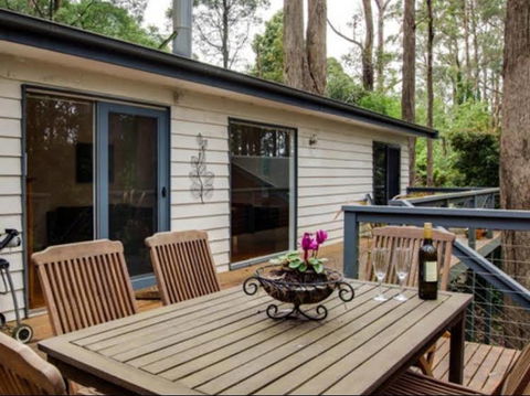Wild Patch Retreat & Gourmet Chocolate Maker - Hervey Bay Accommodation 3