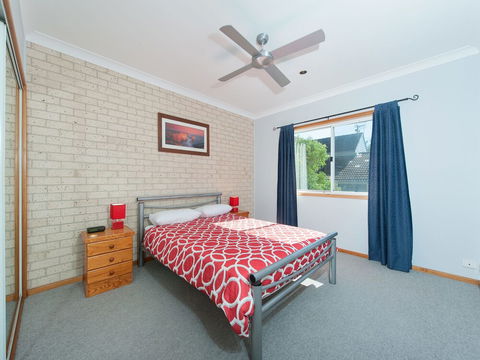 Portside, 2/6 Church Street - Hervey Bay Accommodation 5