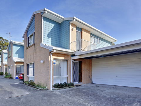 Portside, 2/6 Church Street - Hervey Bay Accommodation 1