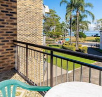 Great location close to waterfront Shops Restaurants  Cafes. - Hervey Bay Accommodation