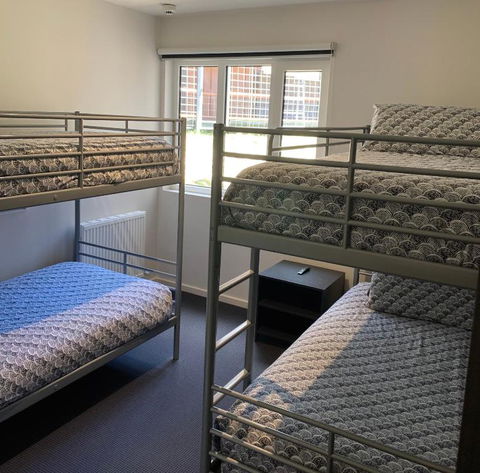 Ropers Apartments - Hervey Bay Accommodation 6