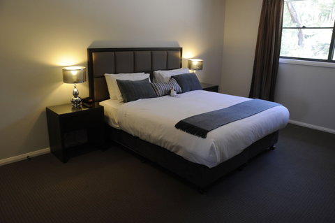 Riverside Oaks Golf Resort - Hervey Bay Accommodation 3