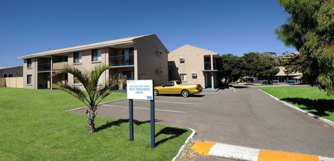 Abrolhos Reef Lodge - Hervey Bay Accommodation 2