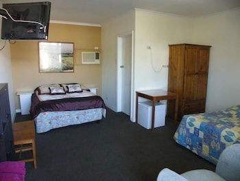 Palms Motel - Hervey Bay Accommodation 4