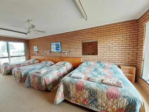 Bayview Motor Inn - Hervey Bay Accommodation 6