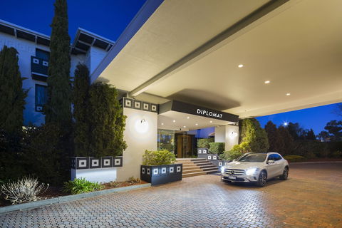 Ramada By Wyndham Diplomat Canberra - Hervey Bay Accommodation 3