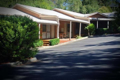 Eltham Motor Inn - Hervey Bay Accommodation 2