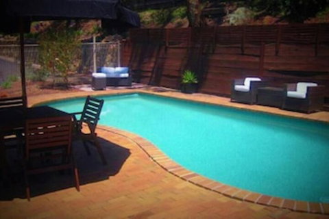 Eltham Motor Inn - Hervey Bay Accommodation 6