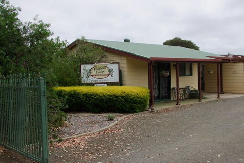 Ficifolia Lodge - Hervey Bay Accommodation 1